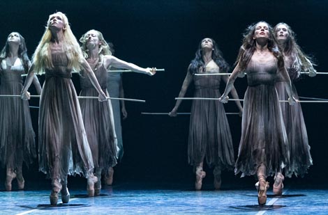 English National Ballet: Giselle, kor. Akram Khan, foto: Laurent Liotardo