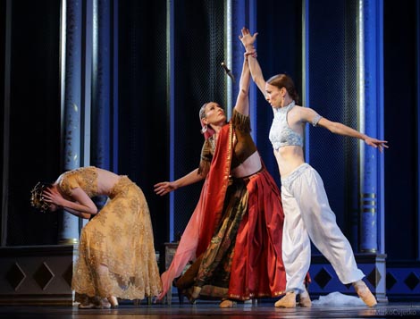 Hrvatsko narodno kazalište u Zagrebu: Ludwig Minkus, Bajadera, kor. Vasilij Medvedev (rema izvorniku Mariusa Patipaa), foto: © Mirko Cvjetko
