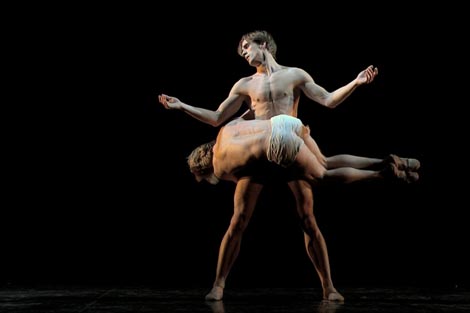 Leonard Jakovina i Vladimir Malahov u baletu Caravaggio Maura Bignozettija