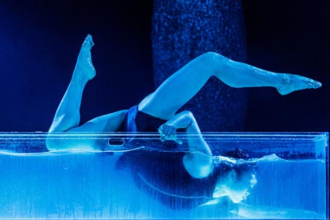 Amalia Rodrigues, Mario Pacheco, Marisa, Mafalda Arnault, Joanna Melo and Katia Guerreiro