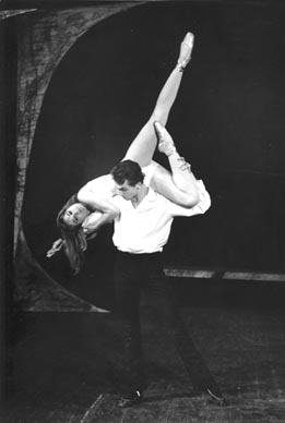 Đurđica Ludvig i Stane Leben – Milko Kelemen, Čovjek pred zrcalom, kor. Nevenka Biđin i Sonja Kastl, HNK u Zagrebu, 1963.