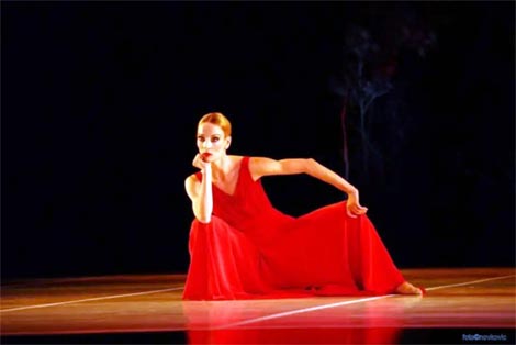 Edina Pličanić (Dama u crvenom) - Hrvatsko narodno kazalište u Zagrebu, Čudesni mandarin, kor. Milko Šparemblek