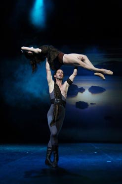 Hrvatsko narodno kazalište Ivana pl. Zajca: Gala balet – najljepši ulomci klasičnog i suvremenog repertoara, odabir Balázs Baranyai, Oksana Brandiboura Kožul, Dmitri Andrejčuk