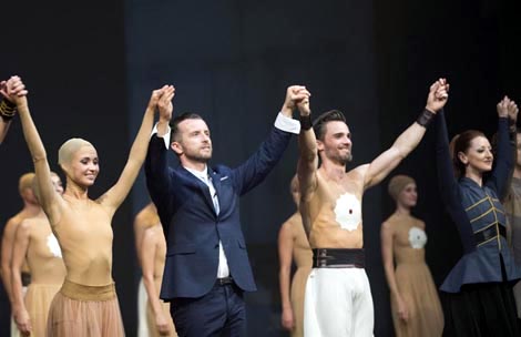 Igor Kirov, Tomislav Petranović i solisti Baleta nakon premijere baleta Derviš i smrt (Hrvatsko narodno kazalište Split: Derviš i smrt, kor. Igor Kirov), 2017.