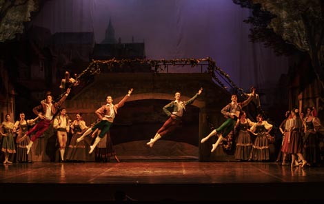 Hrvatsko narodno kazalište Split: Aleksandar Krein, Laurencia, kor. Vakthang Čabukiani, uprizorenje Nina Ananiašvili, foto: Nemi Bulat