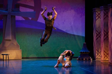 Hrvatsko narodno kazalište u Osijeku: Bruno Bjelinski, Mačak u čizmama, kor. Ljiljana Gvozdenović, foto: Kristijan Cimer