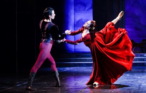 Hrvatsko narodno kazalište u Zagrebu: Sergej Prokofjev, Romeo i Julija, kor. i red. Patrice Bart