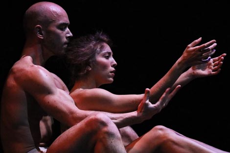 Rossini Cards, kor. Mauro Bigonzetti; Hrvatsko narodno kazalište Ivana pl. Zajca: Transparada, kor. Mauro Bigonzetti, Maša Kolar, Walter Matteini, Ina Broeckx, Andonis Foniadakis, Ludmila Komkova, Marco Goecke, Nadav Zelner, foto: Fanni Tutek-Hajnal