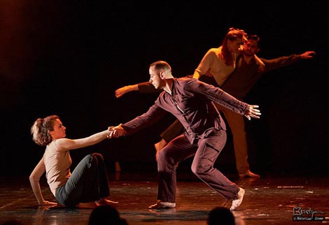 Tessa Ljubić, Danijel Zmaj Novoselac, Lucija Firi i Vanja Dušić; Večer baleta i plesa, Kamo nas vodi?, kor. Tessa Ljubić, Hrvatsko narodno kazalište u Osijeku, foto: © Kristijan Cimer