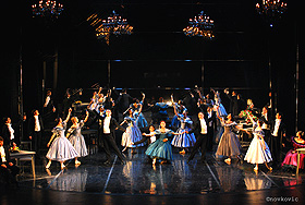 Alexandre Dumas sin – Carl Davis – Derek Deane: DAMA S KAMELIJAMA; foto: Saša Novković